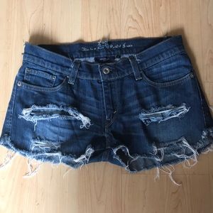 Tilted Levi’s cutoff Shorts 523 Denim 4/27